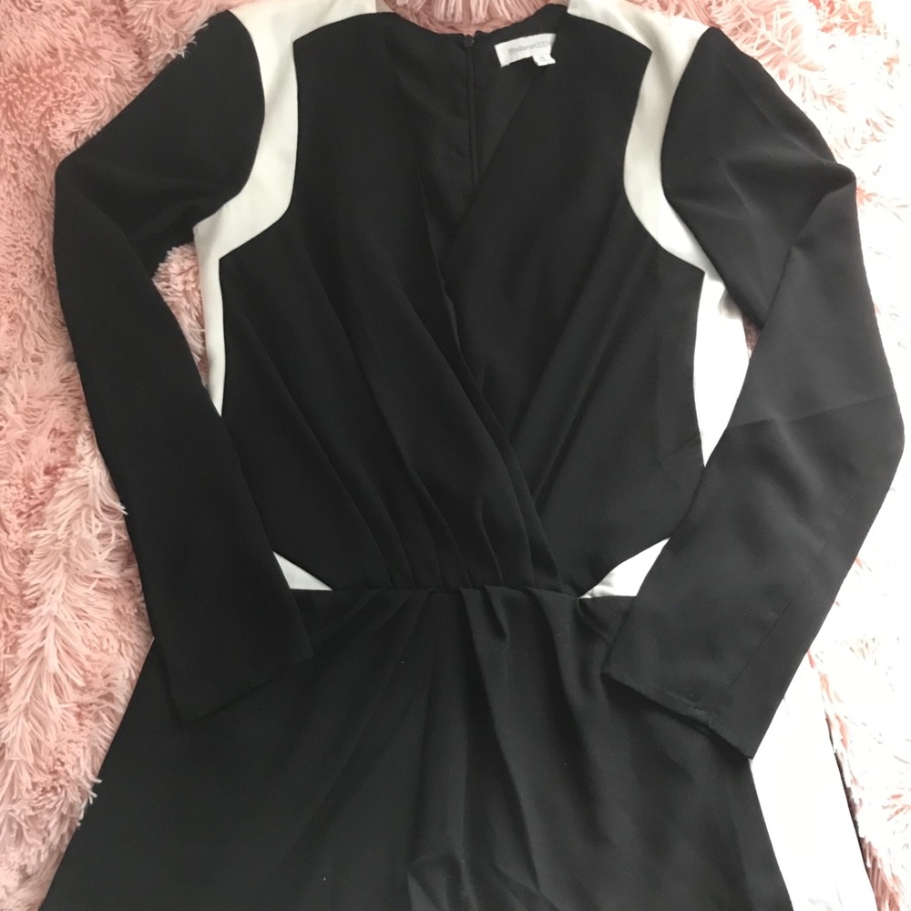 Black and White Summer Business Suit